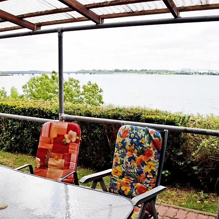 Mit Garten Und Sundblick